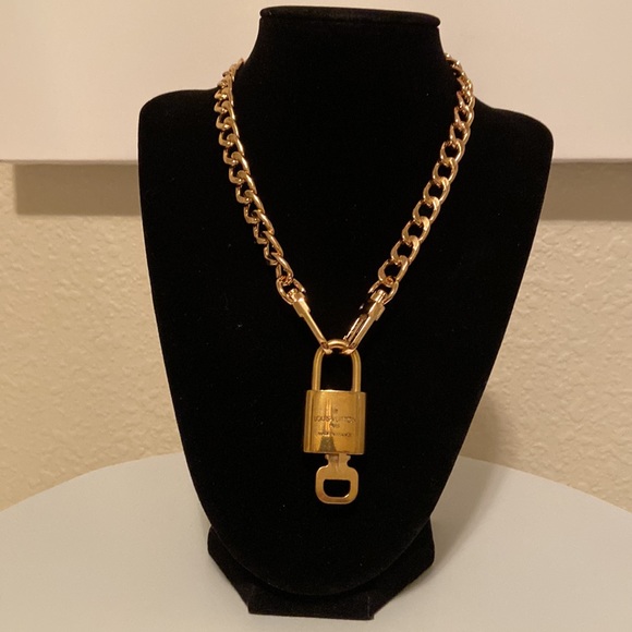 Louis Vuitton Lock and Key Sets - Picture 2 of 4